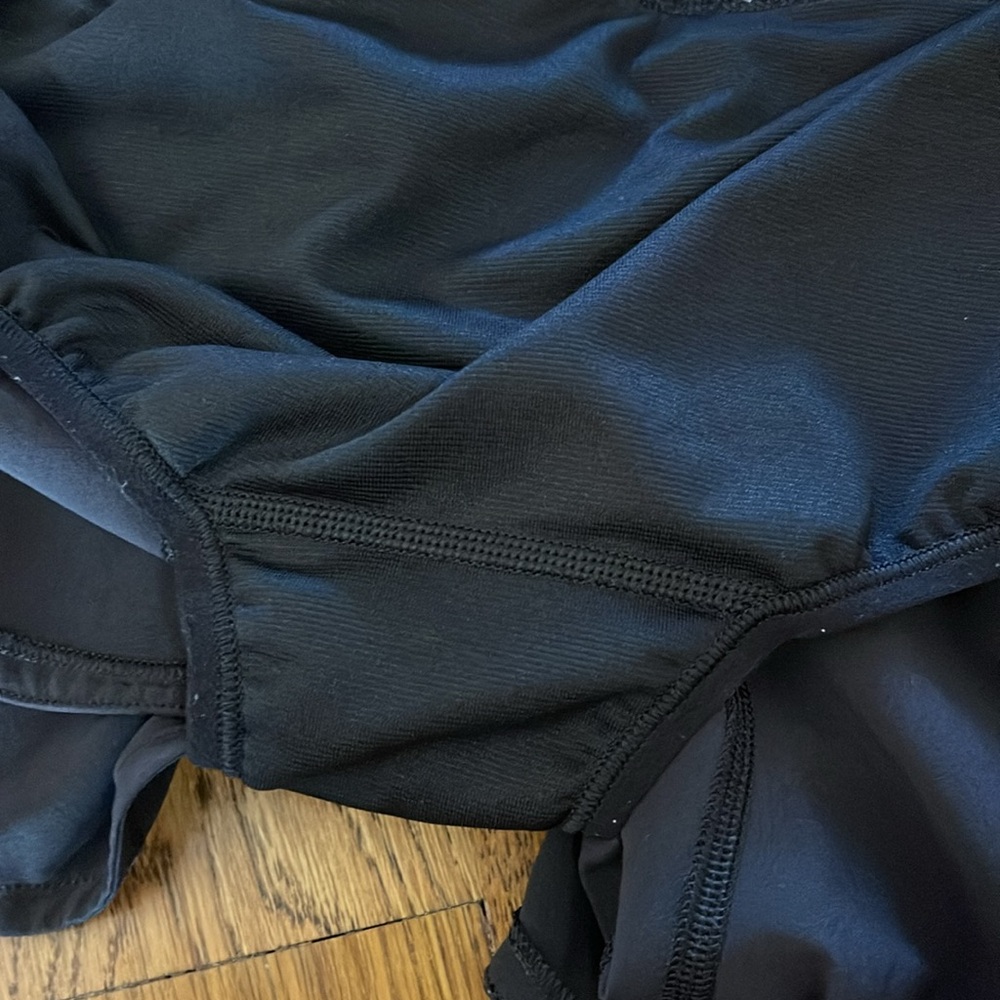 Lululemon Speed Up Mid-Rise Short 4" Inseam Black Size 4 Lined - Picture 12 of 12